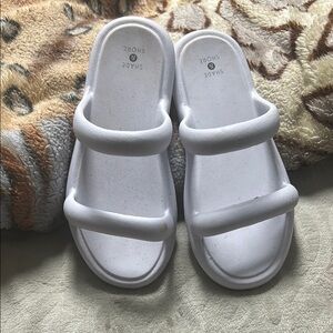 Shade & Shore Kids White Sandals